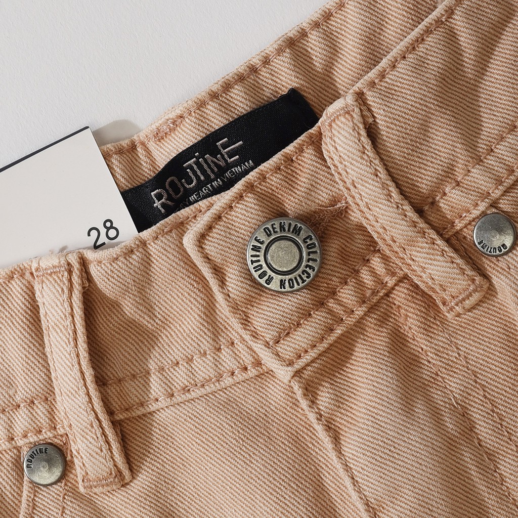 Quần short jean nam rách Routine 04