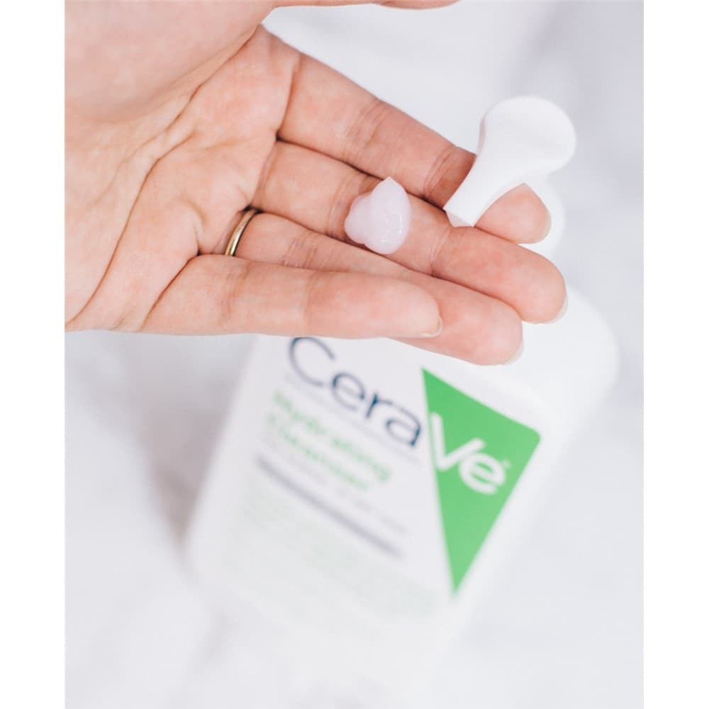 Sữa Rửa Mặt Dịu Nhẹ CeraVe Foaming Facial Cleanser USA