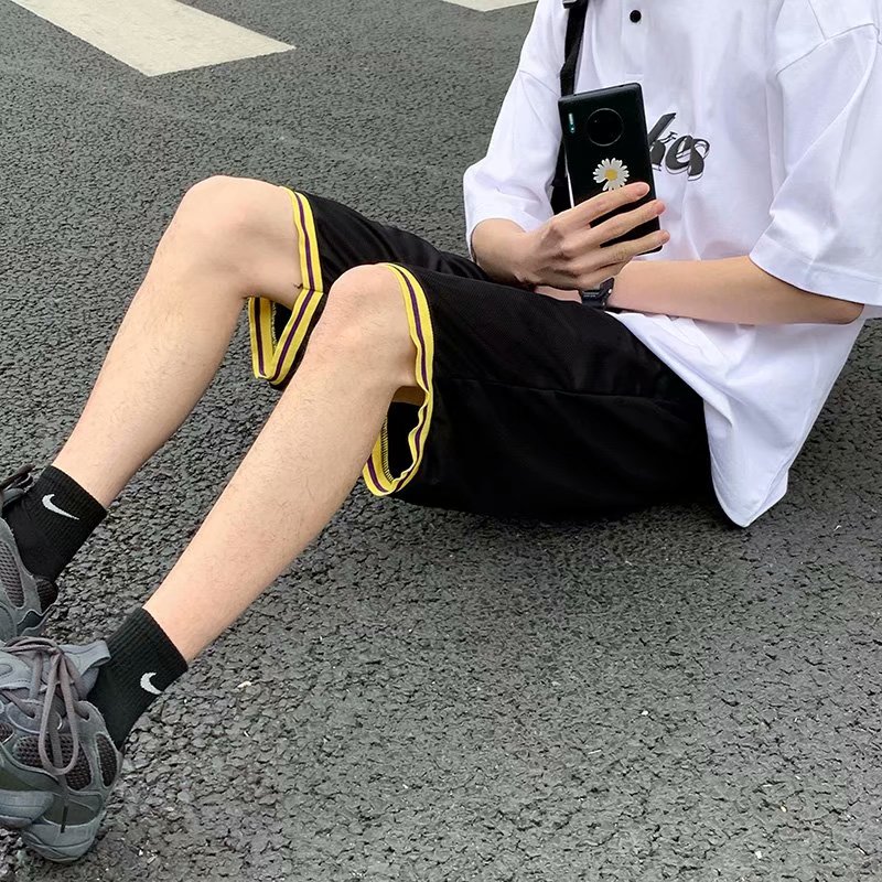 2021 new summer thin style. Stripe splicing. Four colors are available. sports Shorts. Drawstring at waist. Urban trend cool Korean casual shorts