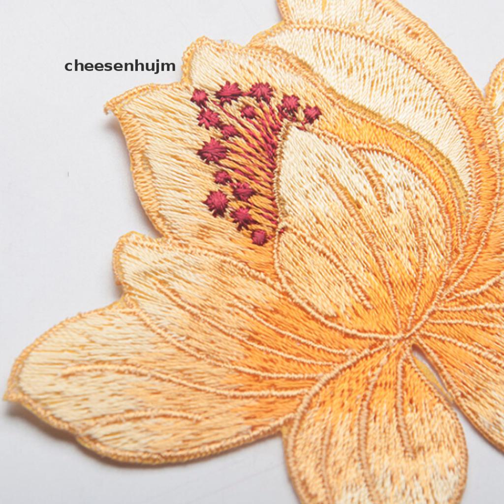 Sticker Ủi Thêu Hình Hoa Sen