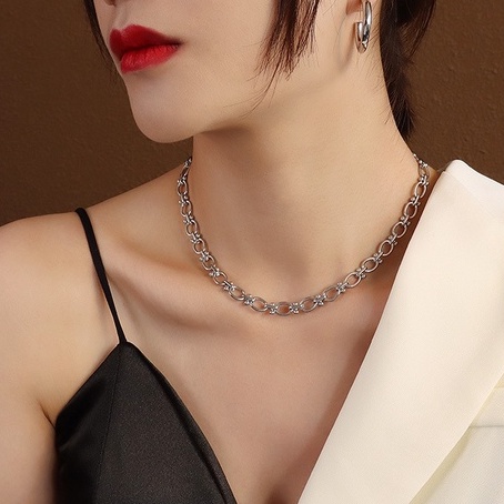 Vòng cổ choker nữ titan kiểu xích phối bi tròn dạng dẹp không gỉ