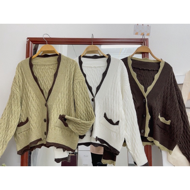 Áo len phối viền siêu nhẹ mềm mịn | BigBuy360 - bigbuy360.vn