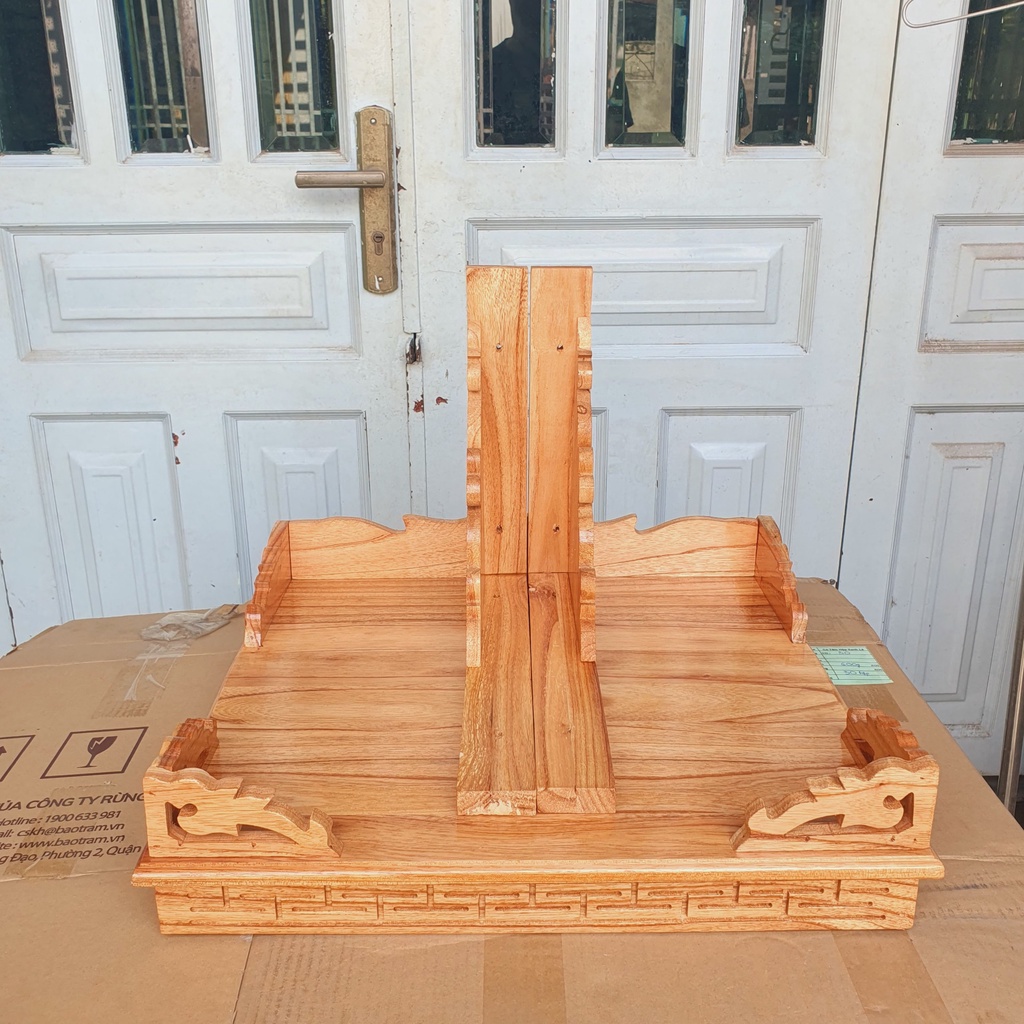 Bàn thờ treo tường gỗ xoan ngang 50cm trơn vàng nhạt