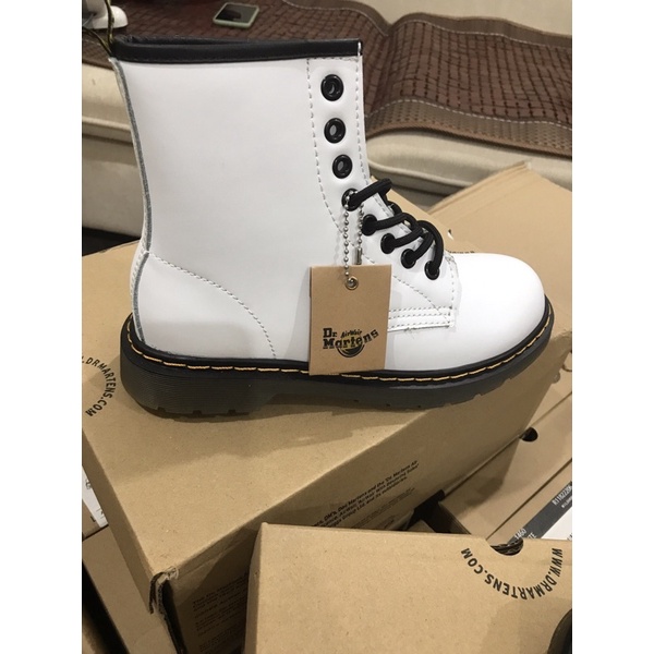 Bốt da thật nam nữ trắng Dr. Martens Airwair 1460