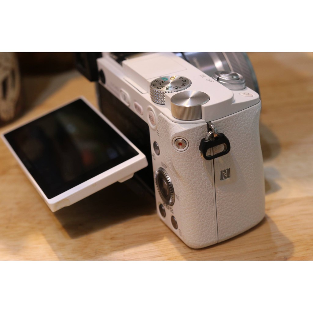 Máy ảnh Sony Alpha 6000 kèm kit