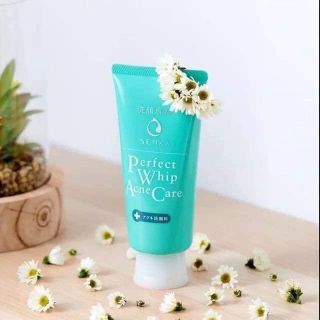 Senka Perfect Whip Acne Care