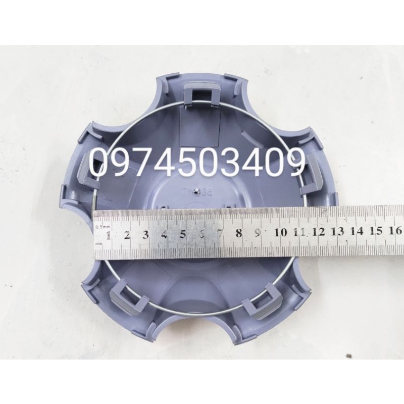 Ốp chụp La zăng Land Cruiser hình chóp nón đời cũ