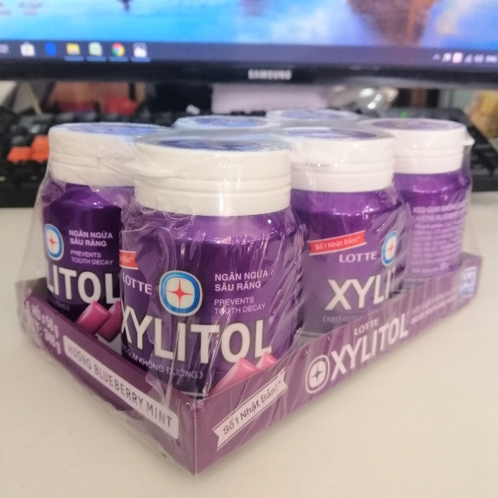 Kẹo Sing-gum Không Đường Lotte Xylitol Hương Blueberry Mint (Lọ 58g-tím)