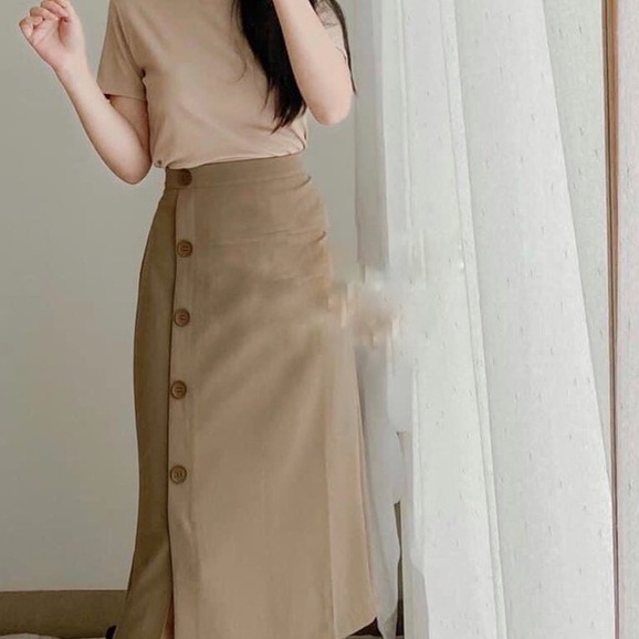 Chân Váy Công Sở Dáng Dài Qua Gối Chân Váy Midi Cách Điệu Phom Chuẩn Đẹp Phối Nút