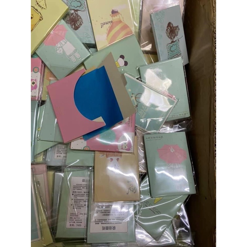 Giấy thấm dầu da mặt 50 tờ nhiều màu hình dễ thương