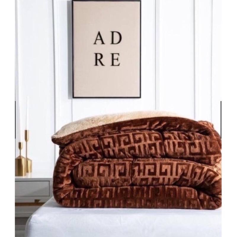 CHĂN LÔNG CỪU CHỮ VẠN SIÊU ĐẸP 3,5 kg