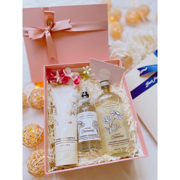 Hộp quà tặng cao cấp kèm set gói quà