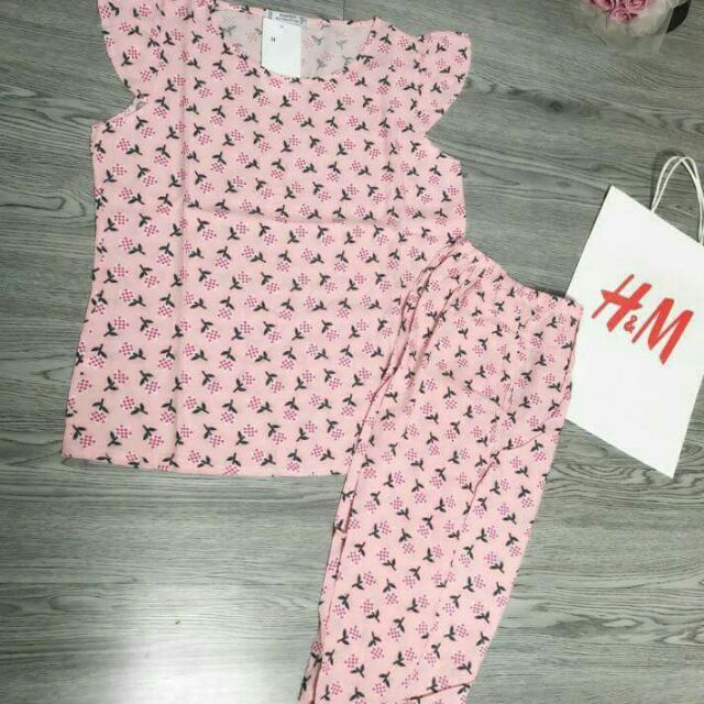 Bộ lanh mặc nhà