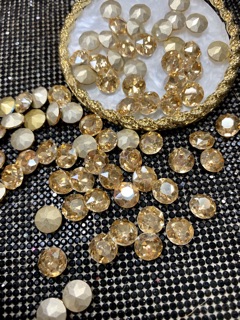 Set 10v đá khối size to(1.5k/viên).Nhiều màu