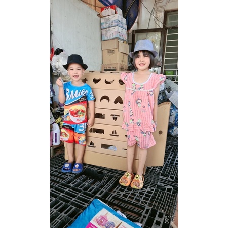 Nón người lớn và trẻ em thanh lý