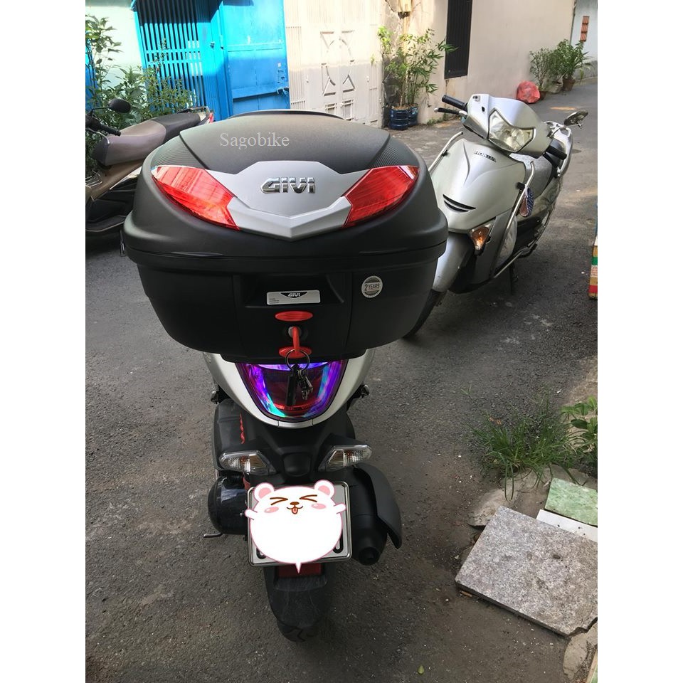 Thùng xe Janus, thùng Givi B360N kèm đế và bát gắn, hàng Givi chính hãng, bảo hành 2 năm
