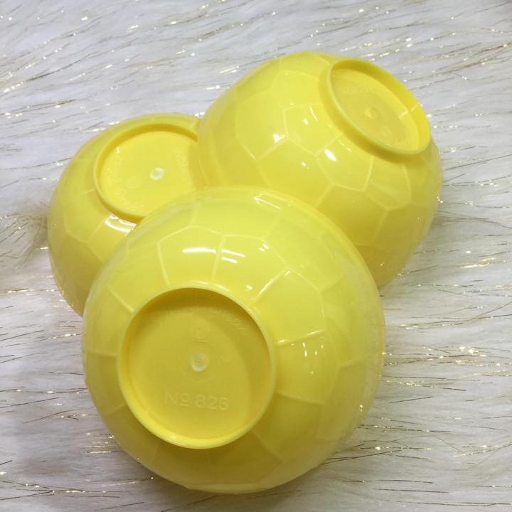 Chén học vẽ nail