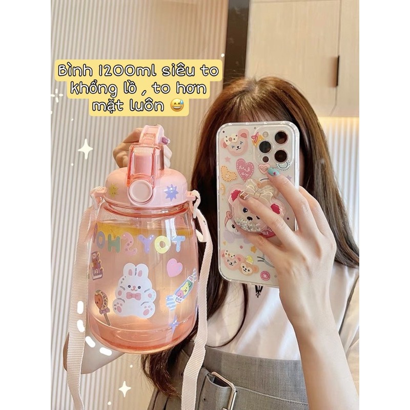 Bình nước 1200ml dễ thương kèm ống hút & dây đeo | BigBuy360 - bigbuy360.vn
