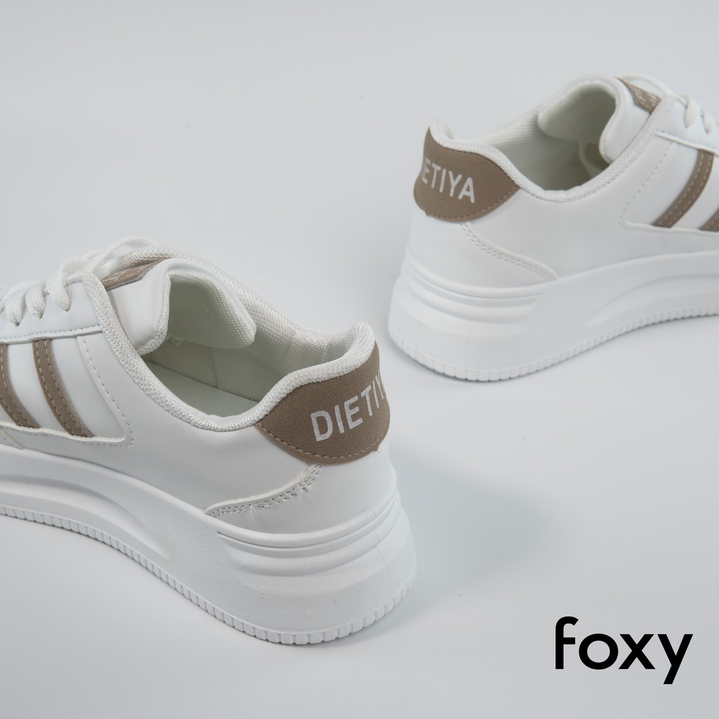 Giày Thể Thao Sneaker Nữ FOXY Form Basic Đế Bằng Cổ Thấp - FOX003