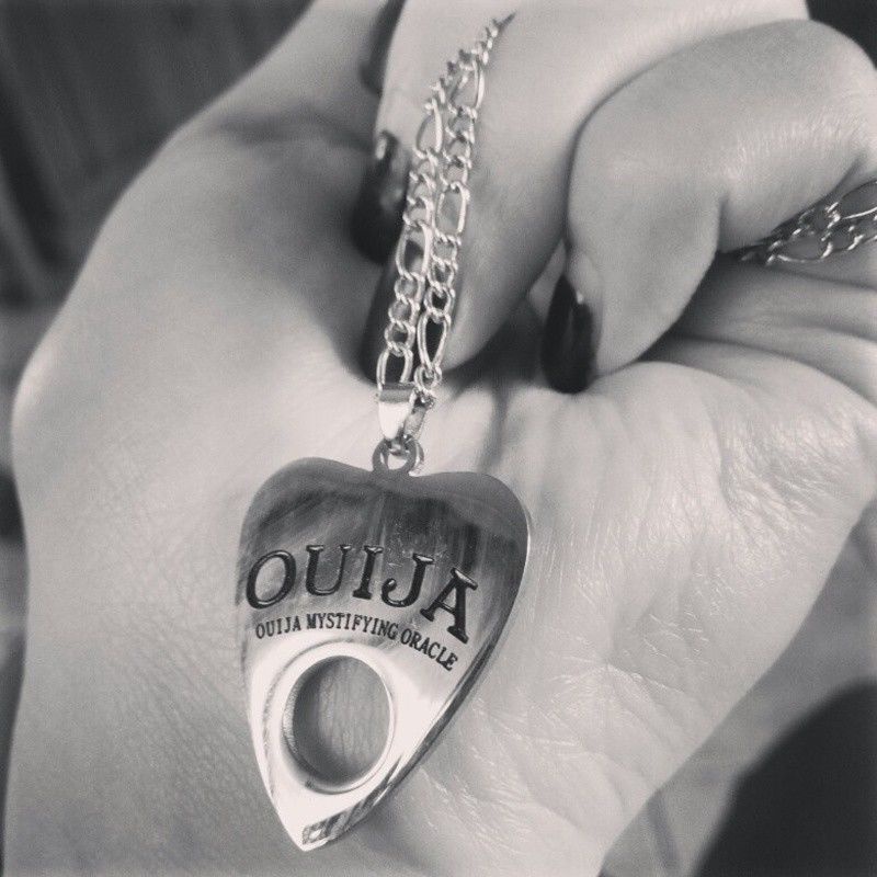 Vòng cổ Mặt Hình Phù Thủy Satanic Phong Cách Gothic Thời Trang Halloween