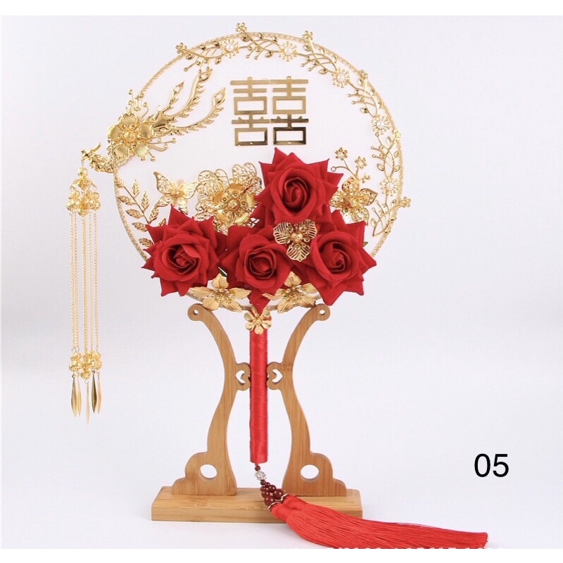 Quạt đỏ tròn cổ trang chụp hình cưới Trung Hoa – Linh Chi