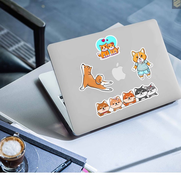 Sticker phi hành gia dán mũ bảo hiểm, vali, laptop, điện thoại PVC chống nước