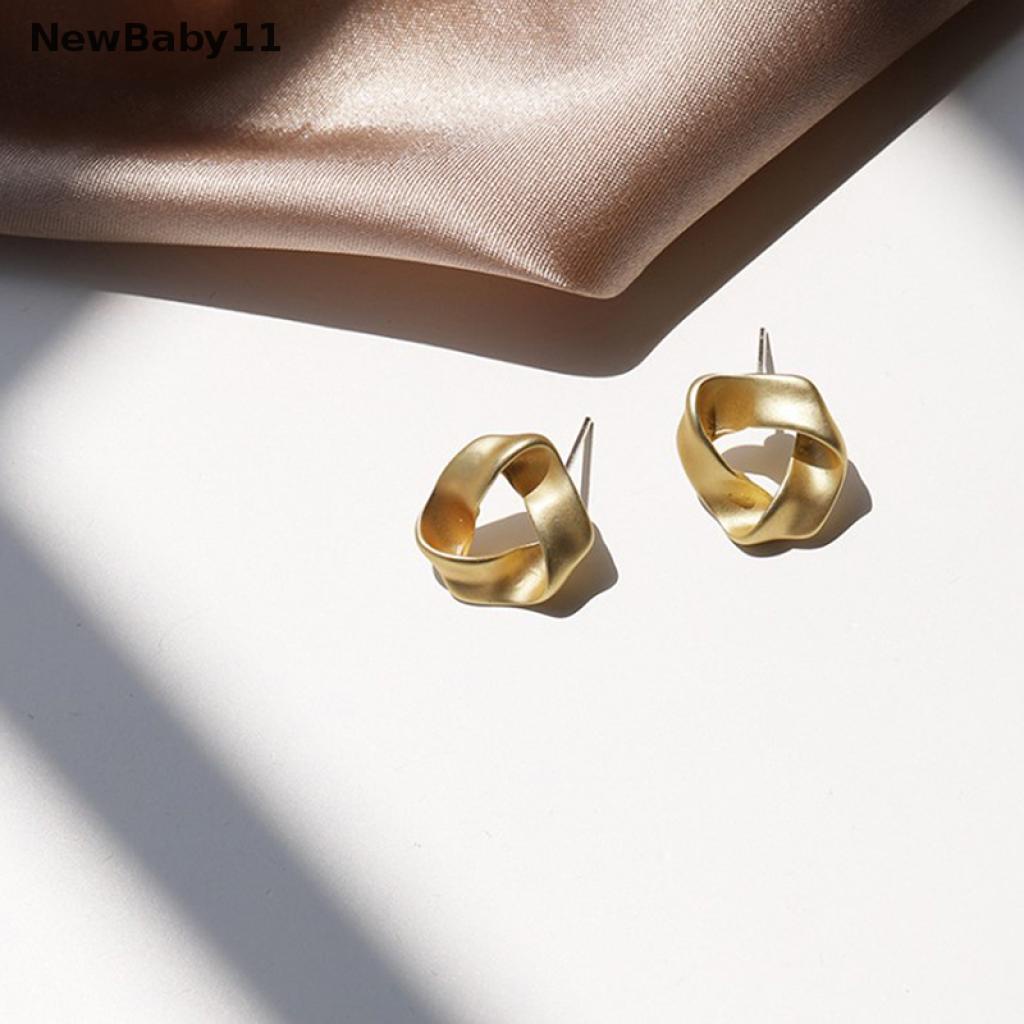 Khuyên Tai Hình Tam Giác Nhỏ Thắt Nút Phong Cách Hàn Quốc 2021 Cho Nữ