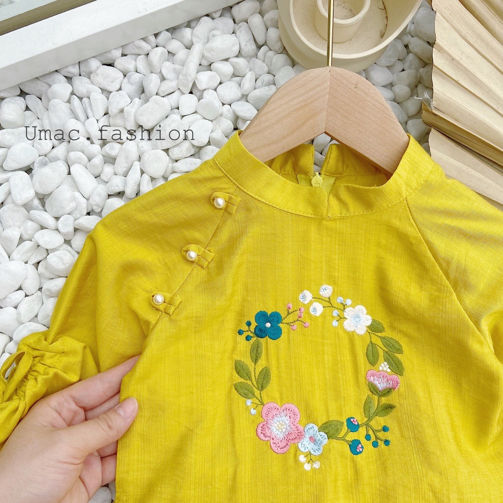 Áo dài thiết kế cho bé gái, áo dài cách tân thêu hoa  xinh xắn