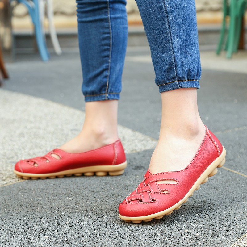 Giày Da Thật Đục Lỗ Thoáng Khí Siêu Nhẹ Cho Phụ Nữ Trung Niên | BigBuy360 - bigbuy360.vn