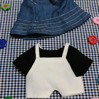 Outfit for doll