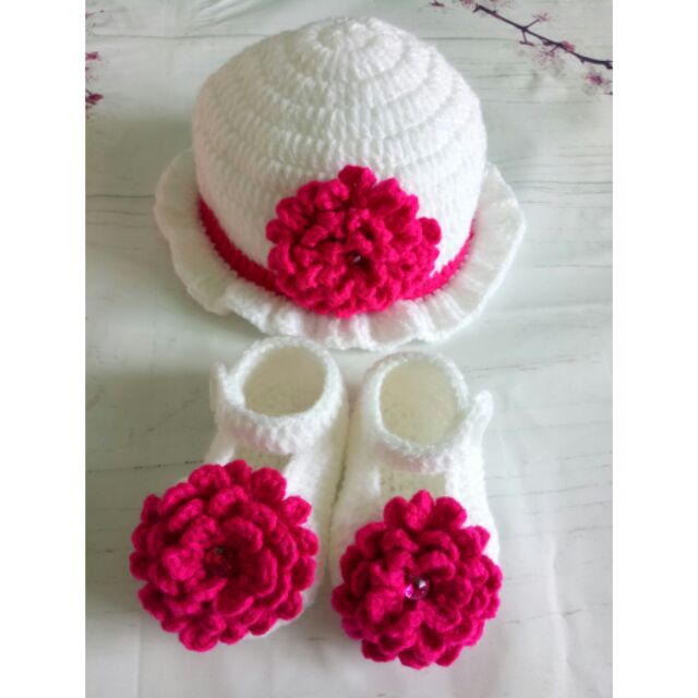 SET NÓN VÀ GIÀY LEN BÉ GÁI