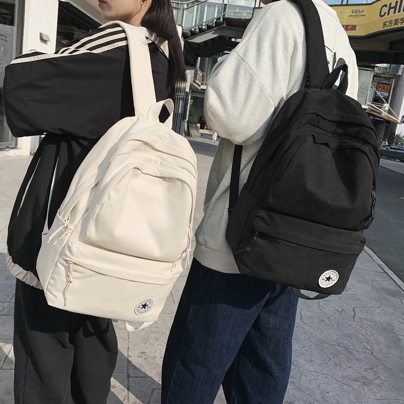 Ba lô du lịch màu sắc đơn giản cho cả nam và nữ