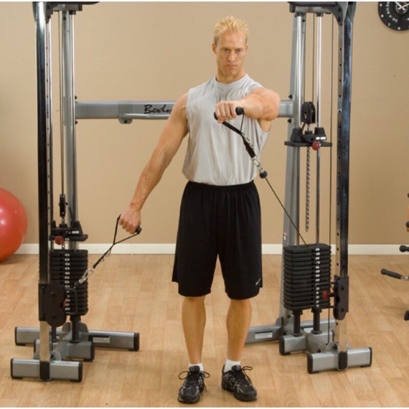 1 dây tay nắm tập gym, tay cầm kéo xô ngực, tay nắm chữ D, tay nắm kéo vai đôi hẹp, tay cầm móc tập gym tại nhà.