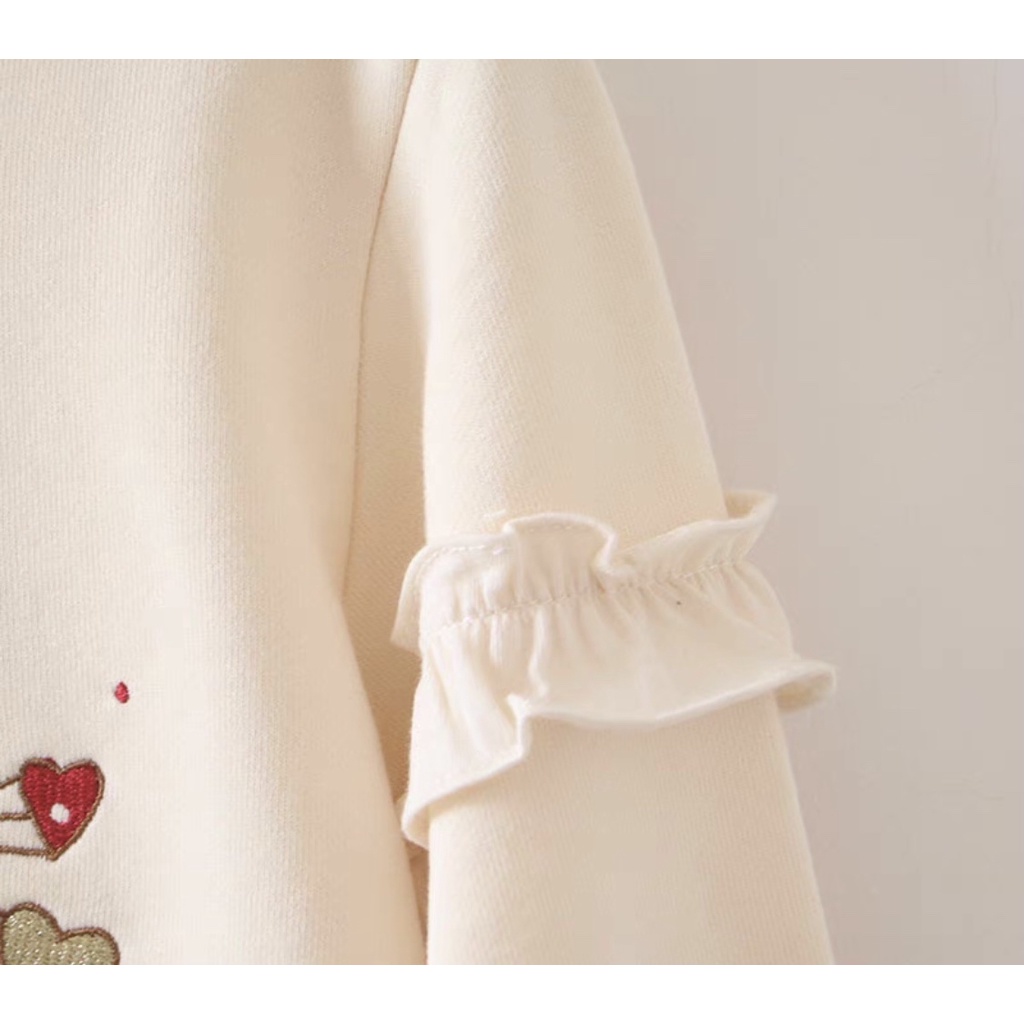 Áo nỉ da cá Teenie Weenie màu kem hình gấu đeo nơ size 105 - 150