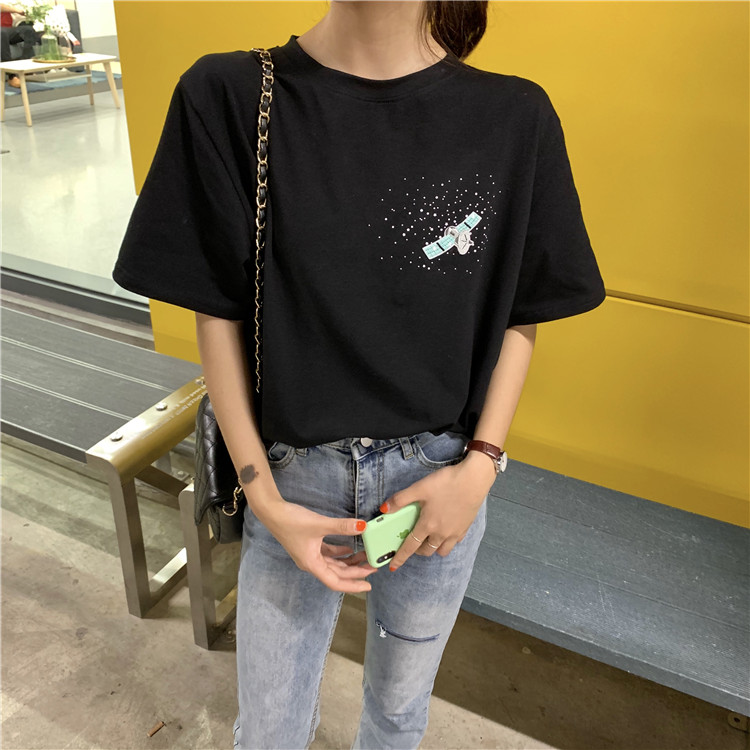 Áo thun dáng rộng bằng cotton in hình phi hành gia và ngôi sao cổ điển dễ thương cho nữ giới