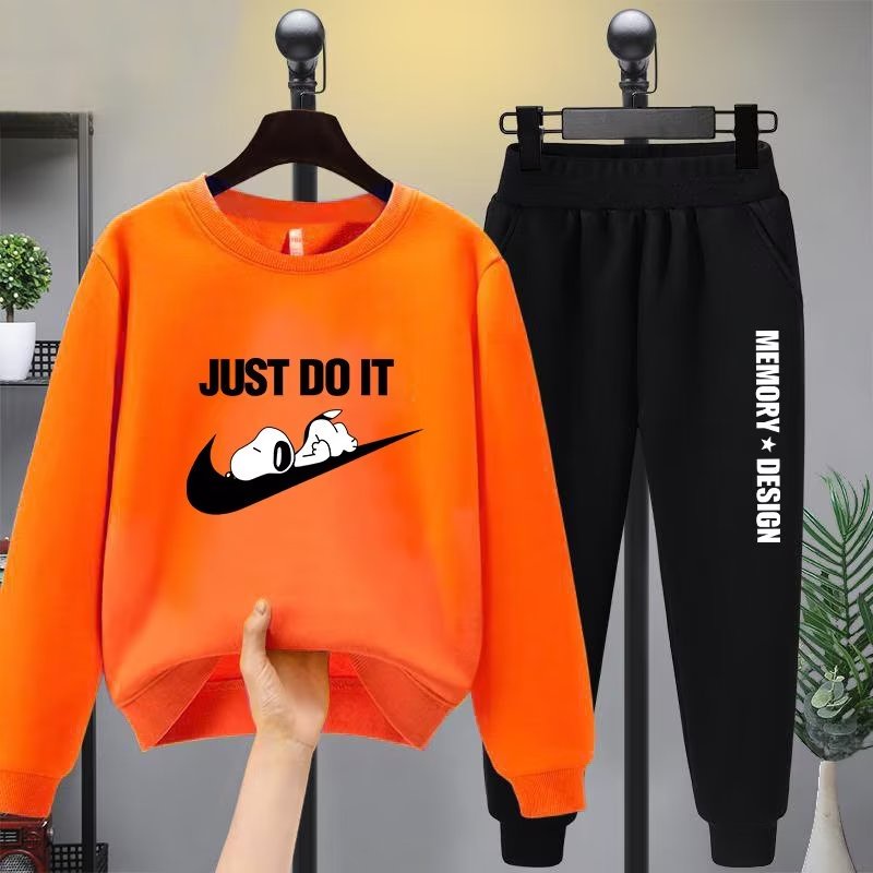 Set Áo Nỉ Dài Tay Cổ Tròn + Quần Dài Dáng Rộng Họa Tiết Hoạt Hình Thời Trang Cho Bé