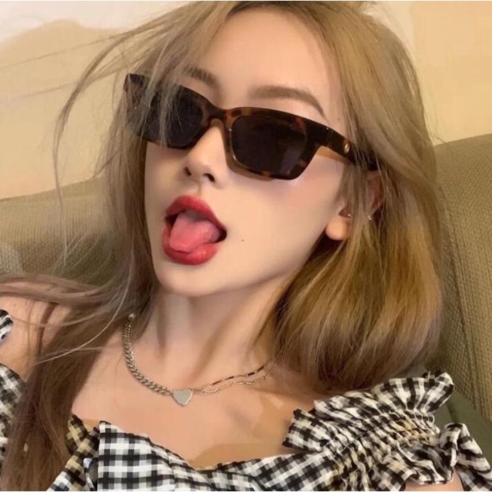 Kính Mát Gọng Kim Loại Tròng Màu Gradient Phong Cách Retro