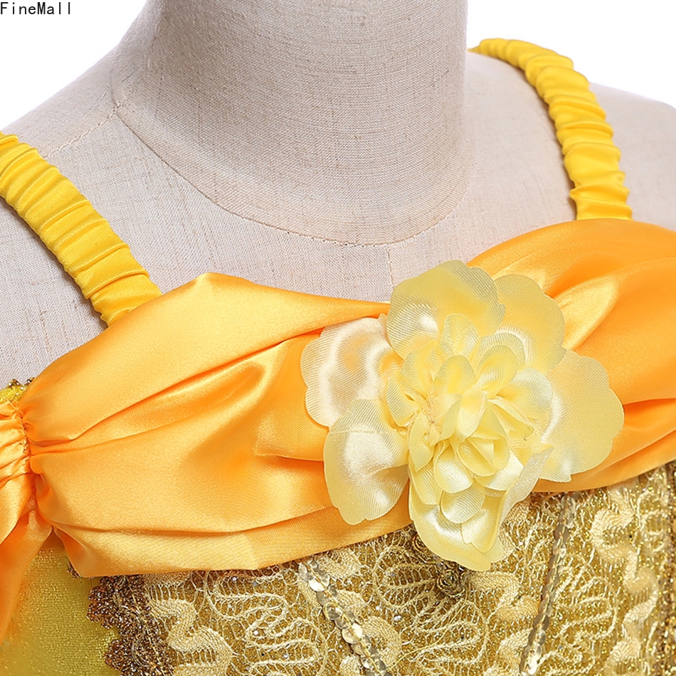 Đầm công chúa trễ vai màu vàng sinh động phối hình hoa xinh xắn cho bé gái từ 3 đến 10 tuổi