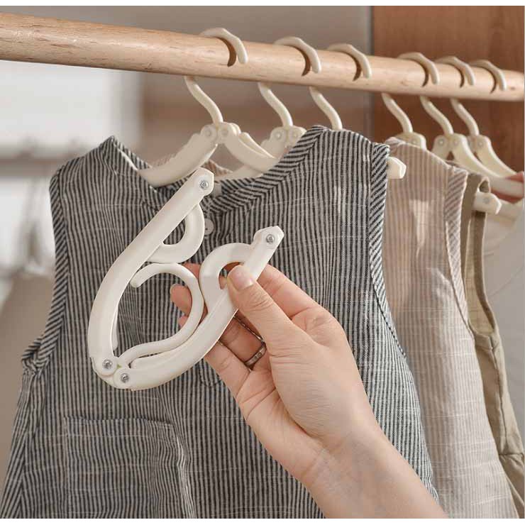 Set 5 Móc Treo Quần Áo Gấp Gọn Thông Minh làm bằng nhựa cao cấp, thích hợp đi cắm trại du lịch, phượt, dã ngoại, câu cá