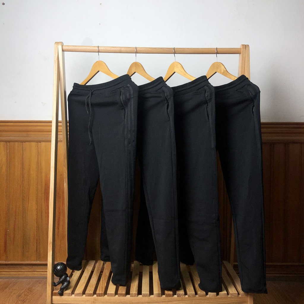 Quần Thể Thao Nam 3 Sọc Đen Trơn