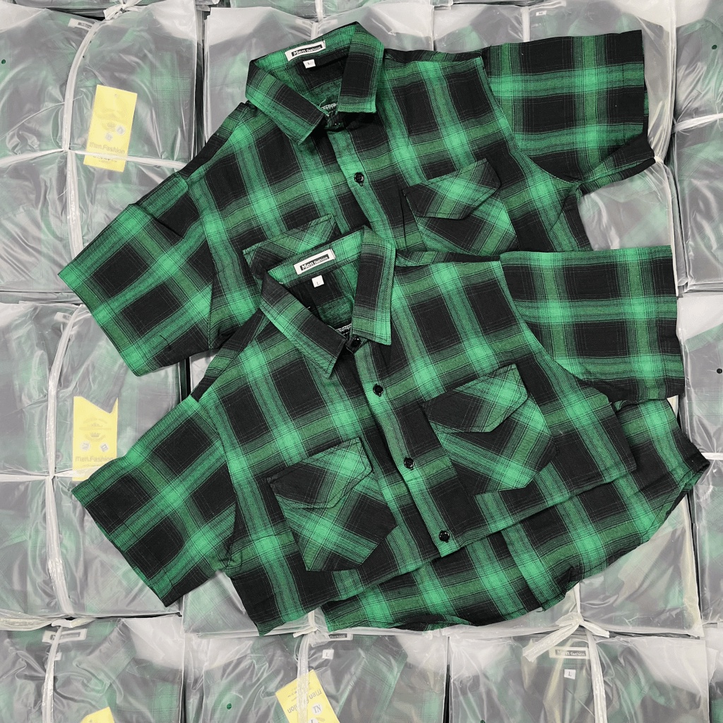 Áo Sơ Mi Caro Nam Tay Ngắn Màu Xanh Lá Trendy Của Năm Siêu Hot HK