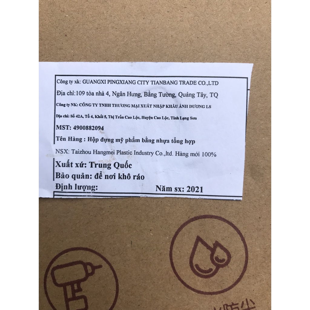 Kệ đựng mỹ phẩm treo tường, tủ mỹ phẩm - kiêm tủ đựng th uốc gia đình sang trọng
