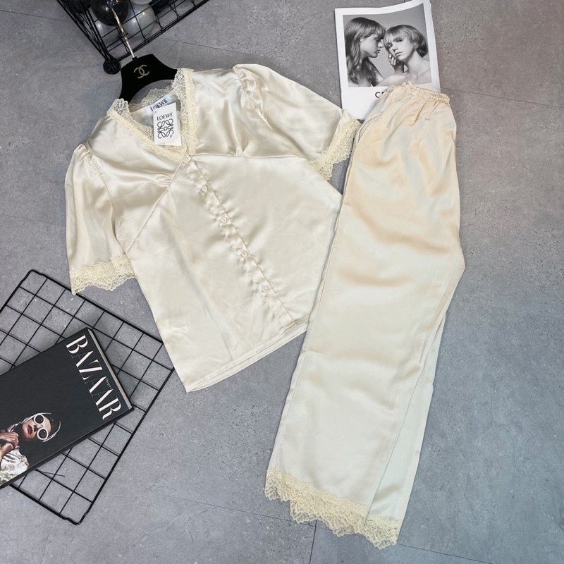 Bộ lụa cổ ren tay ngắn