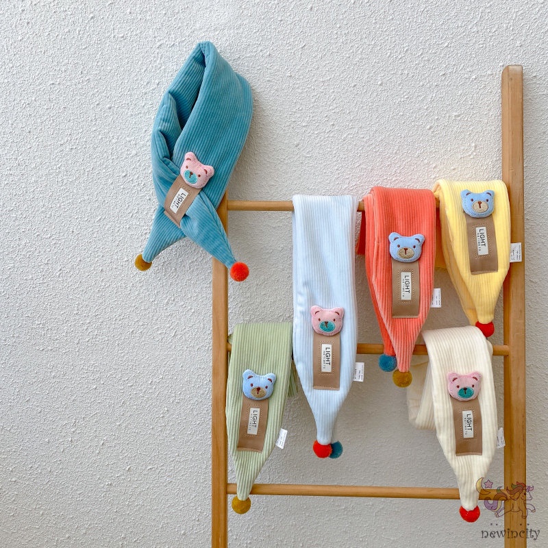 Khăn choàng họa tiết hoạt hình dễ thương cho bé