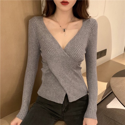 Áo len chui đầu cổ chữ V tay dài dáng ôm phong cách xuân thu Hàn Quốc mới 2021