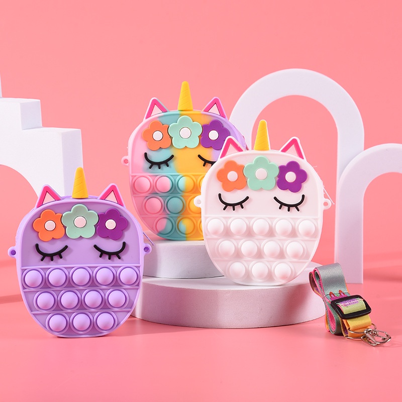 Túi pop it cho bé gái giá rẻ đeo chéo giảm căng thẳng bóp bong bóng hình pony gắn hoa dễ thương Fullbaby 050