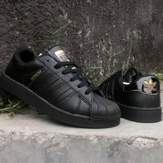 Giày Thể Thao Adidas Superstar All Black Free Thời Trang Năng Động