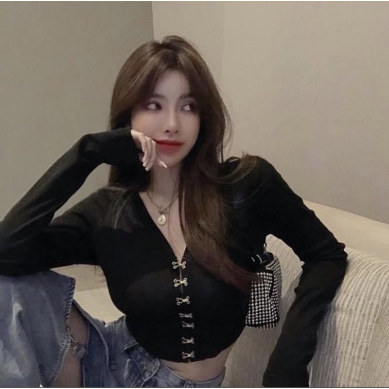 Áo croptop kiểu nữ tay dài ôm sát body thun gân cúp ngực trơn đen - Order taobao quảng châu