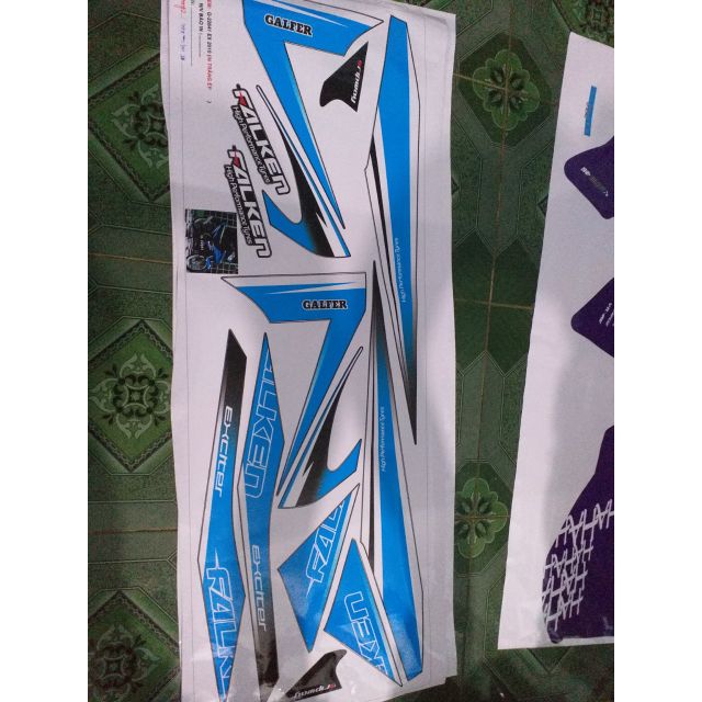 Tem rời dán xe ex 2010