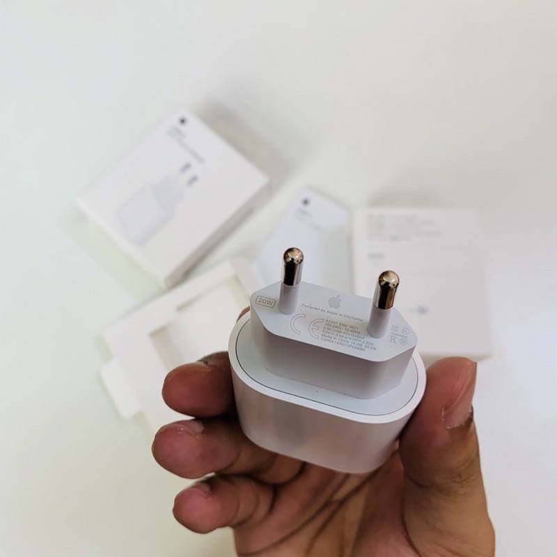 Bộ sạc nhanh 20W IPhone 12 chân tròn EU Nguyên Seal Full box BH 12T